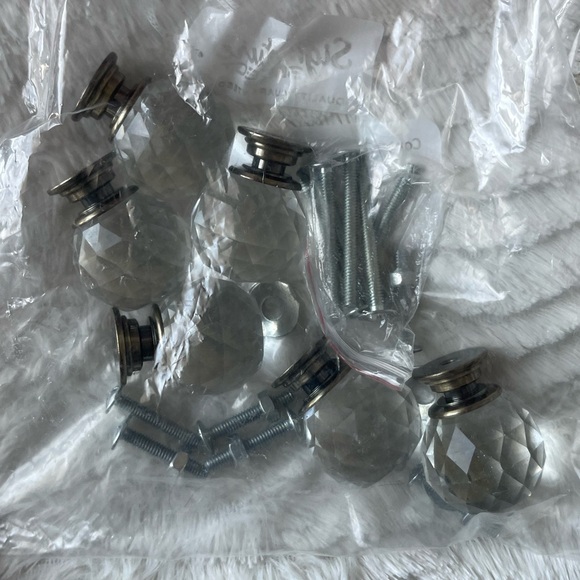 Crystal cabinet knobs - Picture 3 of 5